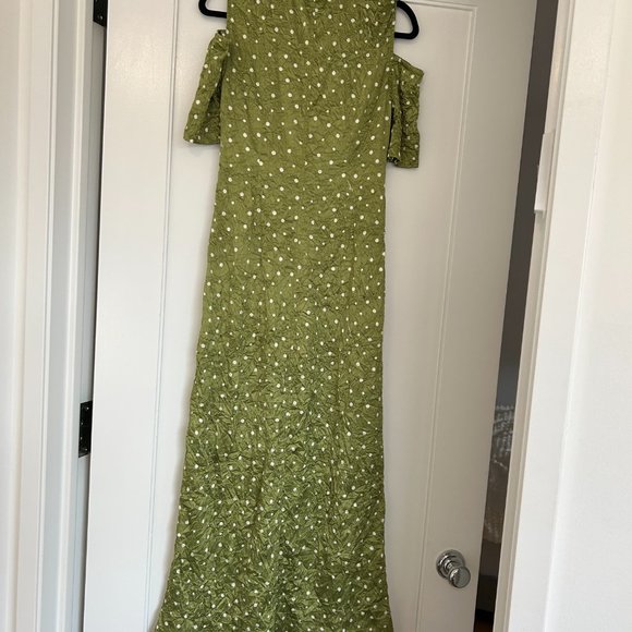 NWT Ganni Satin V-Neck Maxi Dress Sz 38 Going Green Cut-out Shoulder Front Slit - Picture 11 of 12